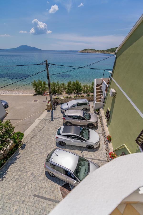 Apartmani Noris Martinscica (Cres) Exterior foto