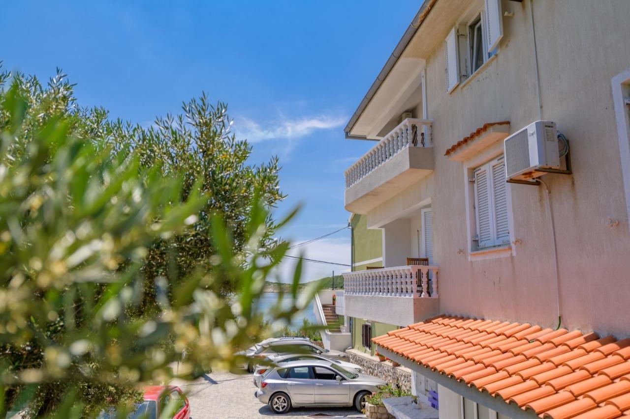 Apartmani Noris Martinscica (Cres) Exterior foto